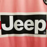 2015-2016 JUV Pink Retro Soccer Jersey带欧冠章。圆环。意甲盾