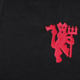 2024/25 M Utd Black Windbreaker Embroidered Logo （刺绣队徽）