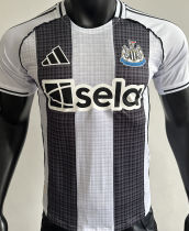 2025/26 Newcastle Home Player Version Soccer Jersey