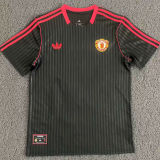 2025 M Utd Black Retro Style Soccer Jersey