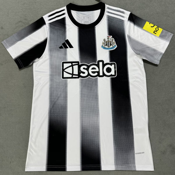 2025/26 Newcastle Home Fans Soccer Jersey