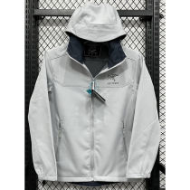 2025 ARC-TERYX Grey Outdoor Jacket #RK906冲锋衣
