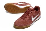 Nike SUPREME partners with MD football shoes  Supreme x Nike