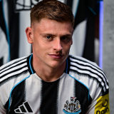 2025/26 Newcastle Home Player Version Soccer Jersey