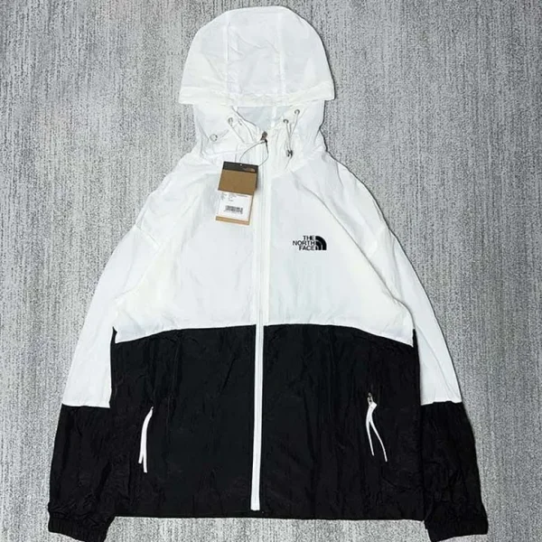 2025/26 TTHE NORTH FACE Windbreaker