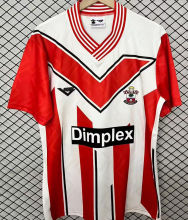 1993/1995 Southampton Home Retro Soccer Jersey