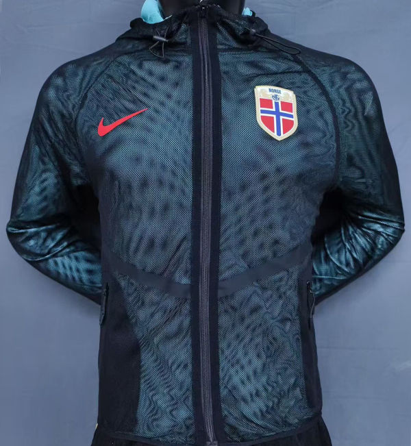 2026/27 Norway Double Layered Windbreaker  (Size is Slightly Small ,Please Purchase a Large Size)