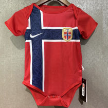 26-27 Norway Home Baby Infant Crawl Suit