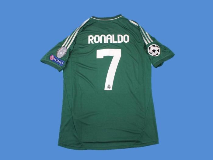 2012-2013 RMA Third Green Long Sleeve Retro Soccer Jersey (长袖)