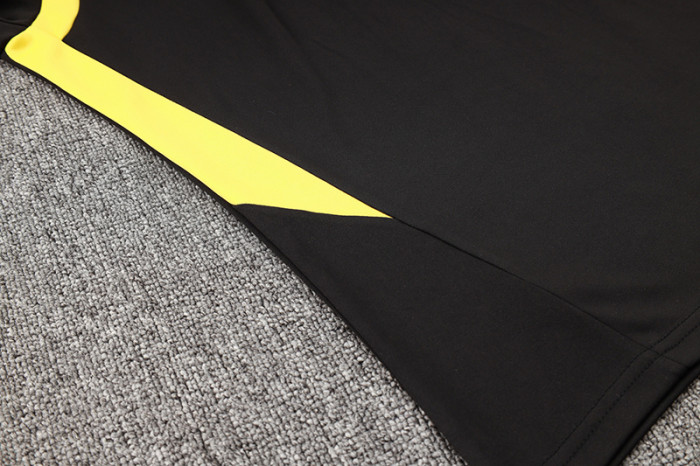 2024 JOM Black Kids Half Pull Tracksuit (童装)(半拉链)