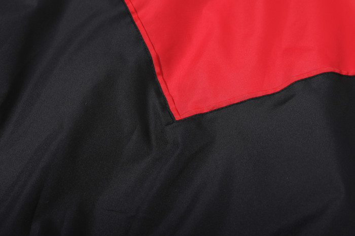 24-25 Man Utd Red Black Windbreaker (High Quality)球员
