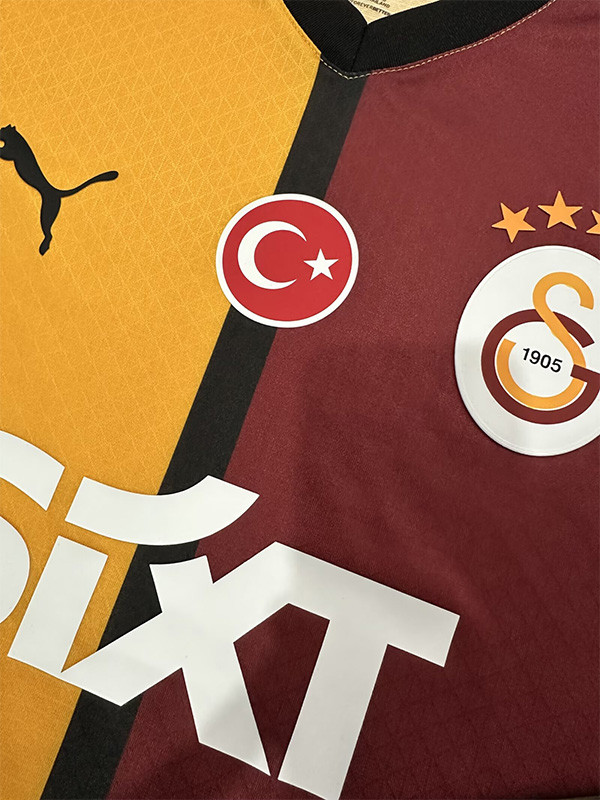 24-25 Galatasaray Home Player Version Soccer Jersey