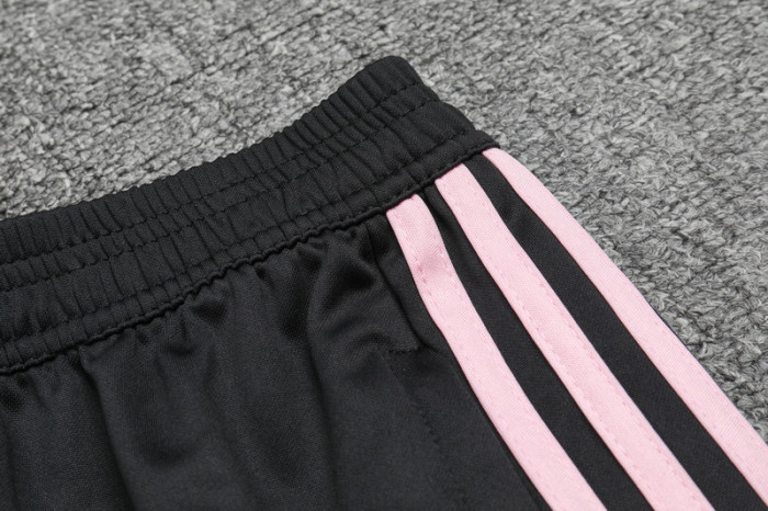 2024 Japan Black Half Pull Tracksuit (半拉链)(匹印)