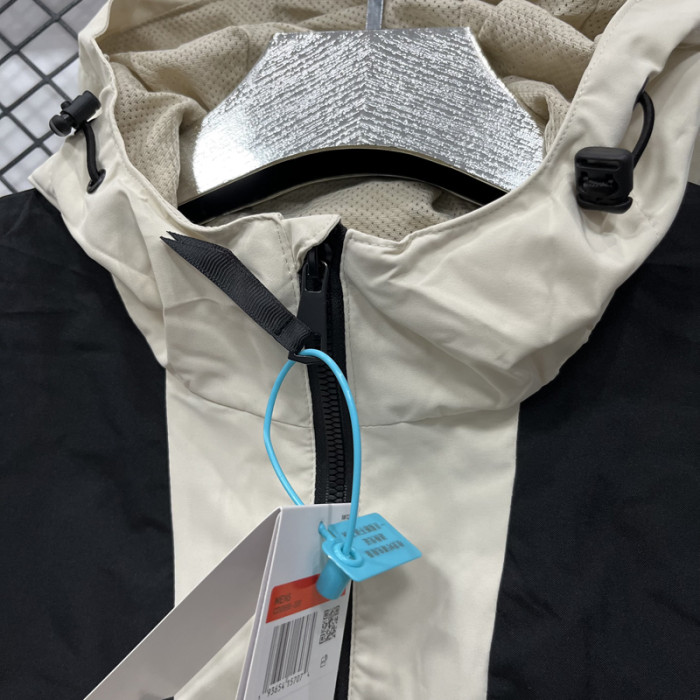24-25 PSG Jordan White Outdoor Jackets #B602冲锋衣
