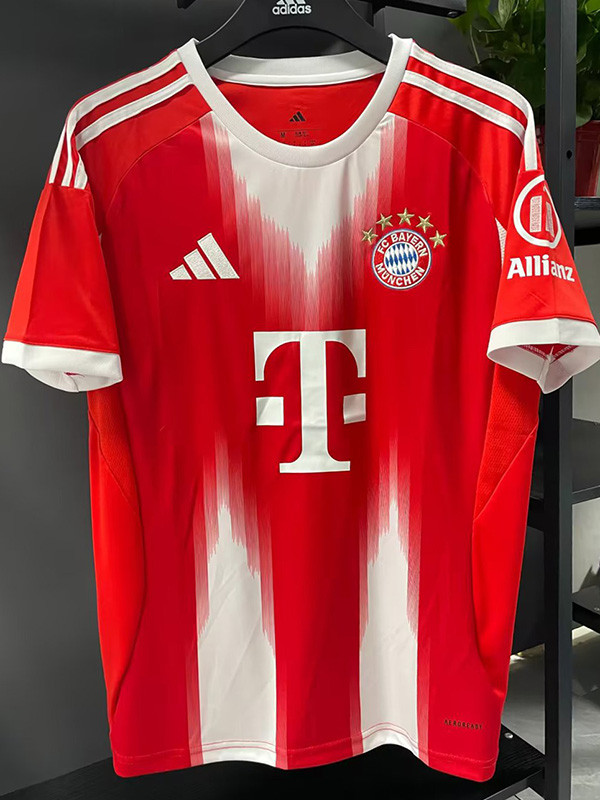25-26 Bayern Home Fans Soccer Jersey