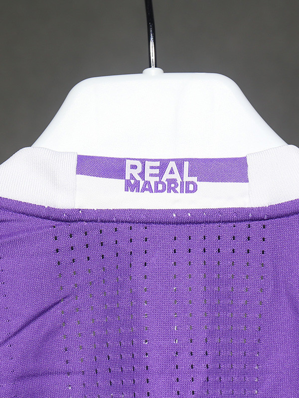 2016-2017 RMA Away Player Version Long Sleeve Retro Soccer Jersey（长袖球员）