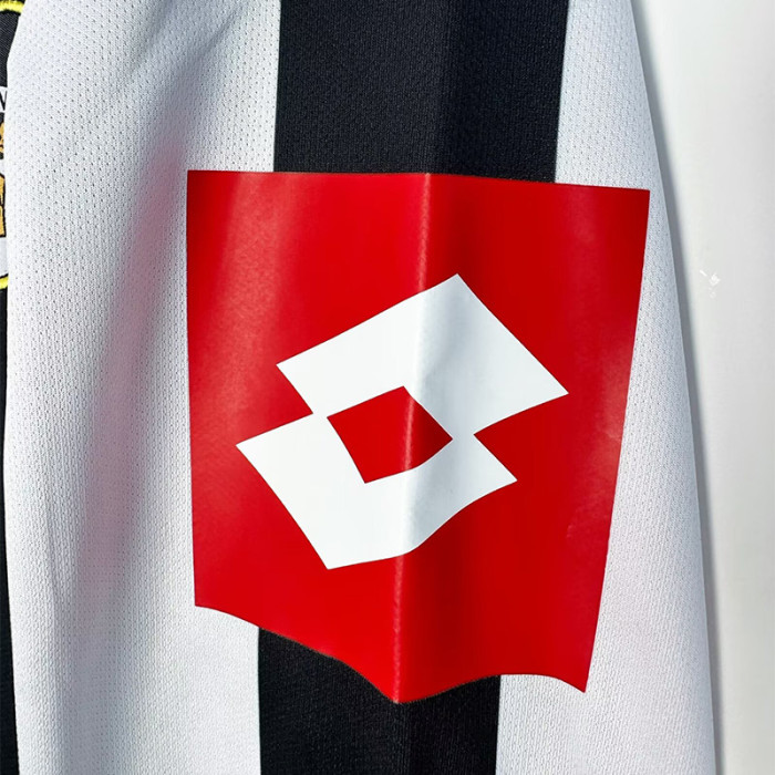 2002-2003 JUV Home Retro Long Sleeve Soccer Jersey (长袖)