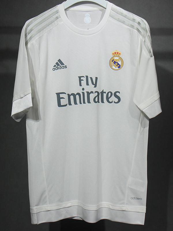 2015-2016 RMA Home Player Version Retro Soccer Jersey（ 球员）