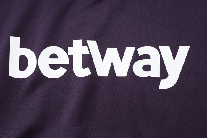 24-25 West Ham Purple Half Pull Tracksuit (半拉链)