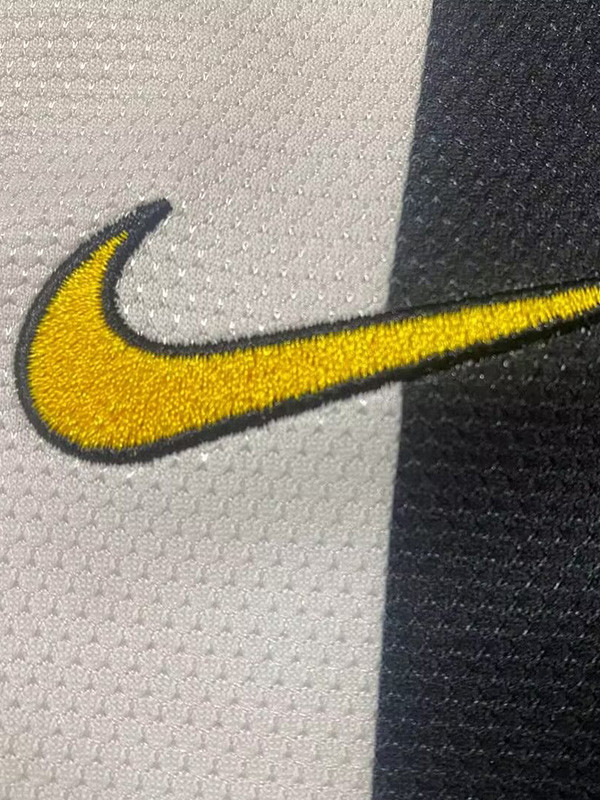 2012-2013 JUV Home Retro Soccer Jersey
