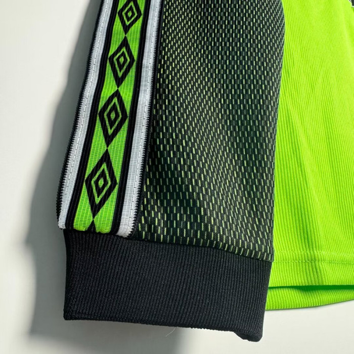 1998-1999 Man Utd Green Goalkeeper Long Sleeve Retro Soccer Jersey (长袖)