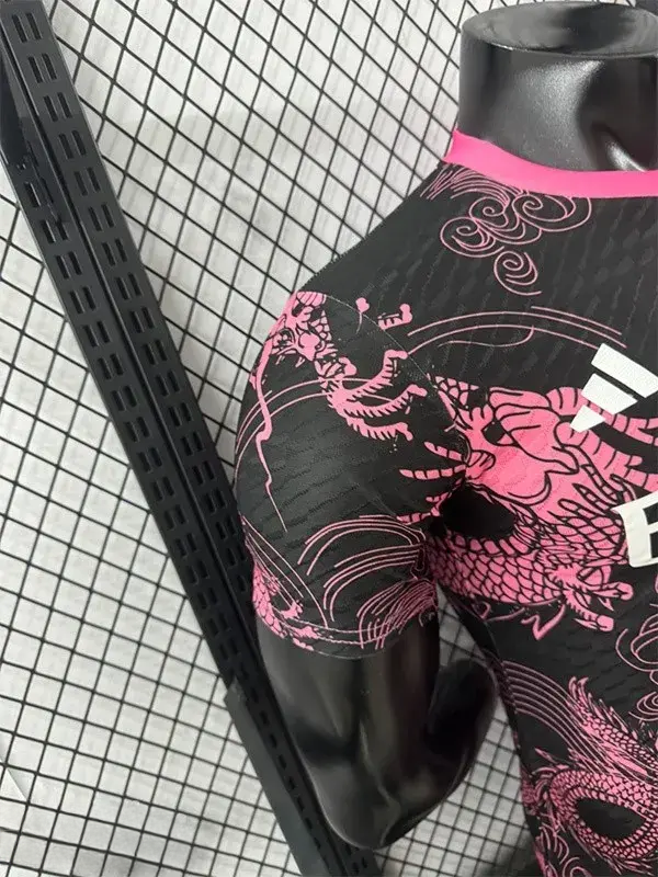 25-26 RMA Pink Black Special Edition Player Version Training Shirts (粉龙纹)
