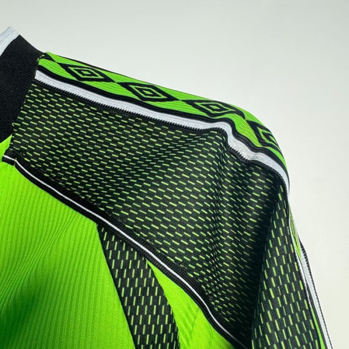 1998-1999 Man Utd Green Goalkeeper Long Sleeve Retro Soccer Jersey (长袖)