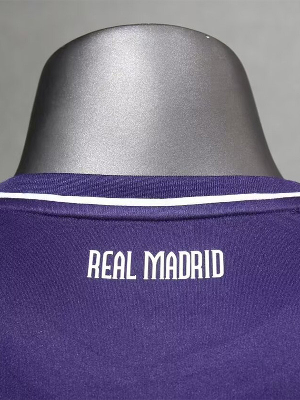 2010-2011 RMA Third Player Version Long Sleeve Retro Soccer Jersey( 长袖球员)