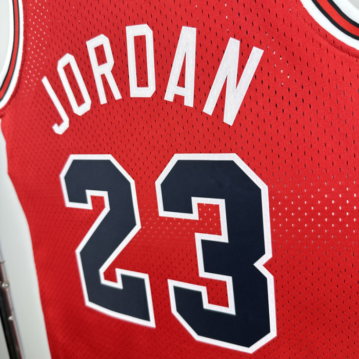 1984-85 BULLS JORDAN #23 Red Retro Top Quality Hot Pressing NBA Jersey(圆领）