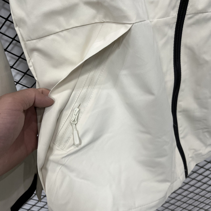 24-25 PSG Jordan White Outdoor Jackets #B602冲锋衣