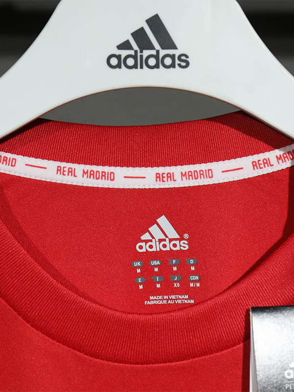 2011-2012 RMA Away Player Version Retro Soccer Jersey（ 球员）