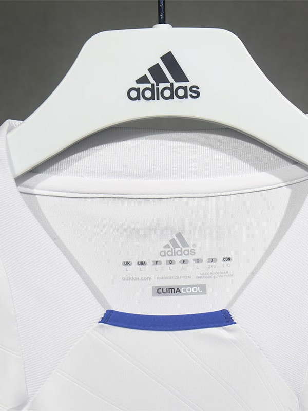 2010-2011 RMA Home Player Version Retro Soccer Jersey（ 球员）