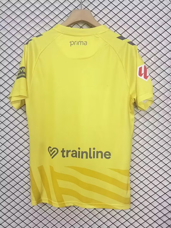 25-26 Betis goalkeeper Yellow Fans Soccer Jersey