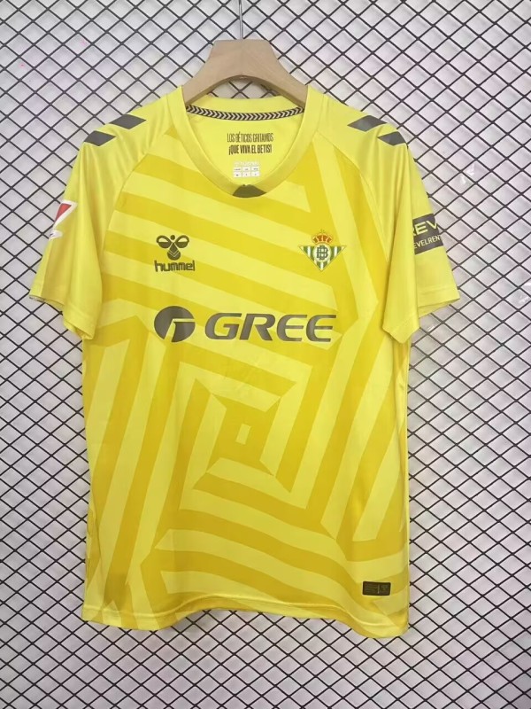 25-26 Betis goalkeeper Yellow Fans Soccer Jersey