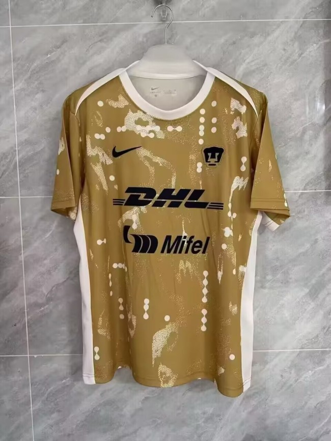 25-26 Pumas Training clothes