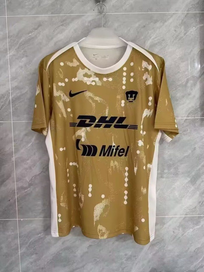 25-26 Pumas Training clothes