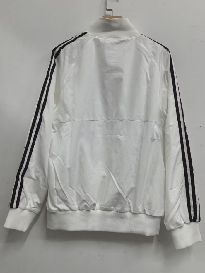 25-26 RMA White Windbreaker*条纹