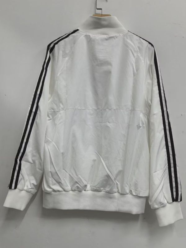 25-26 RMA White Windbreaker*条纹