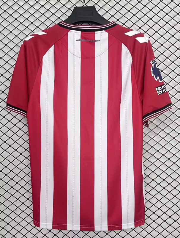 25-26 Sunderland Home Fans Soccer Jersey