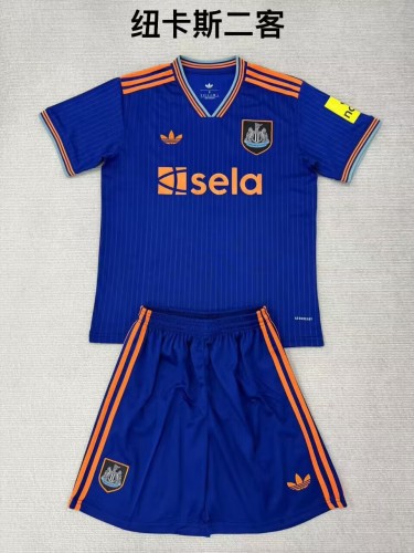 25-26 Newcastle second away Training Short Suit