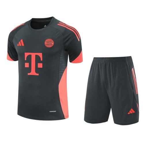 25-26 Bayern Black Training Short Suit