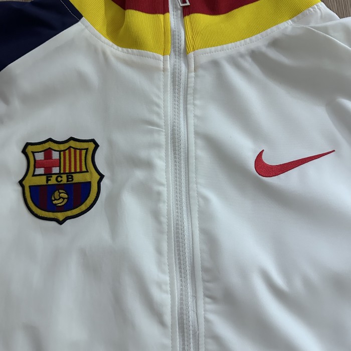 25-26 BAR White Windbreaker