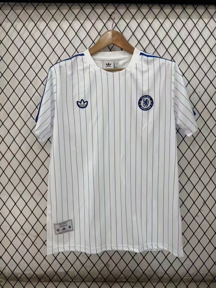 25-26 CHE White Retro Edition Training shirts