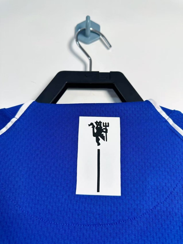 2007-08 Man Utd Blue Goalkeeper Retro Soccer Jersey
