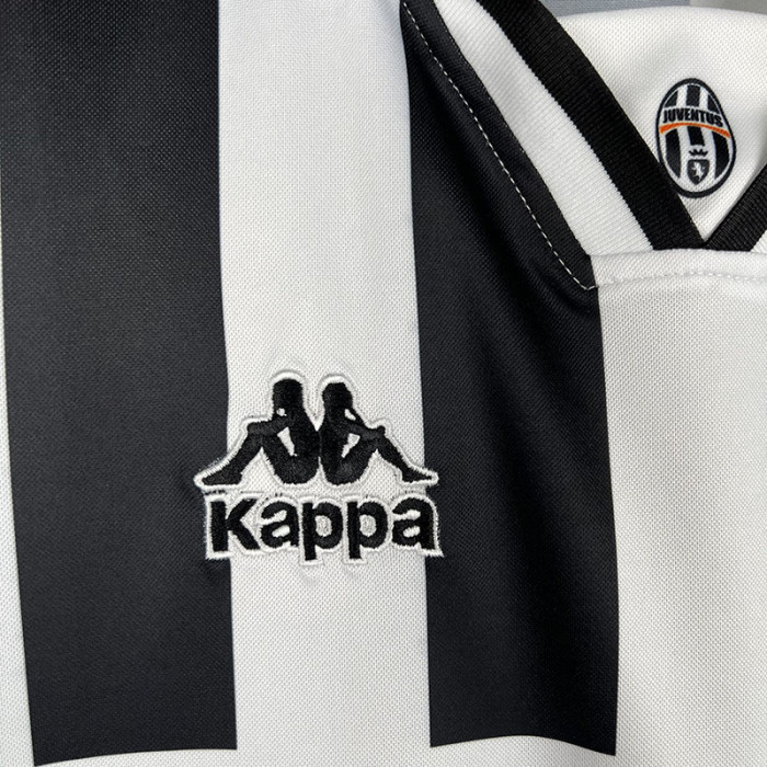1996-1997 JUV Home Retro Long Sleeves Soccer Jersey