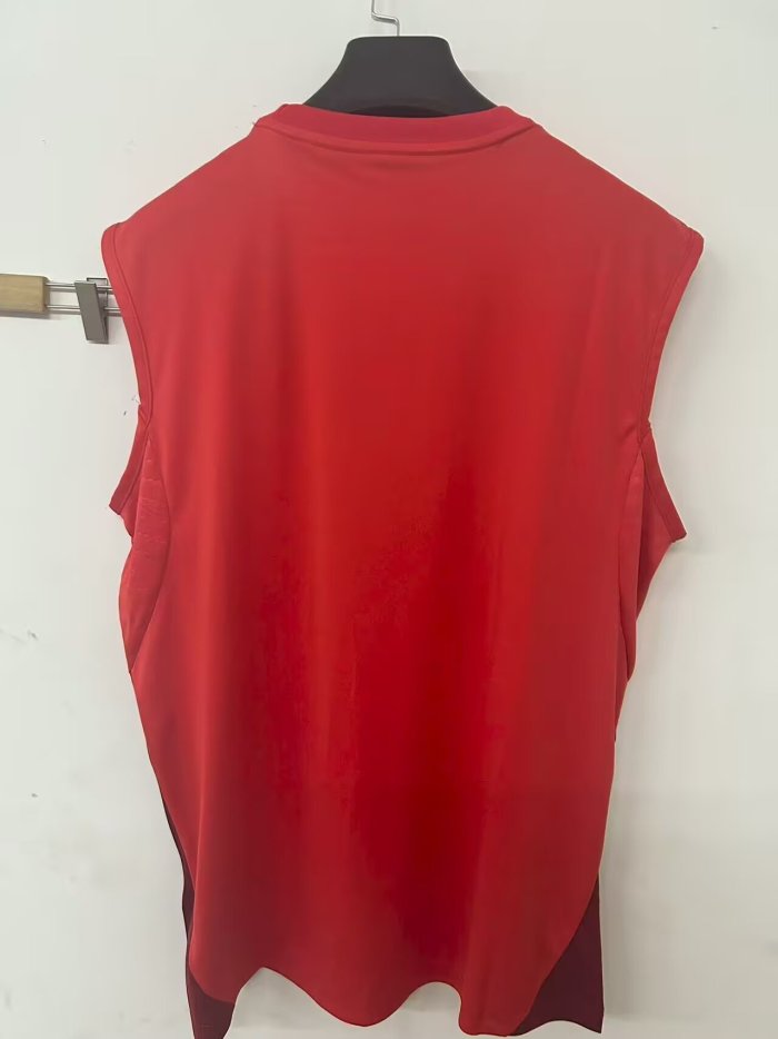 25-26 Nottingham Forest Red Vest