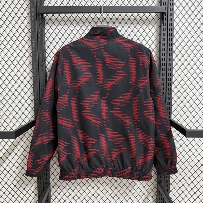 25-26 Germany Red & Black Double Sided Windbreaker (双面风衣)