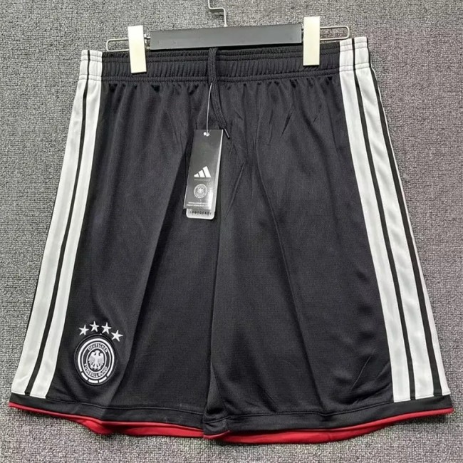 25-26 Germany Black Shorts Pants