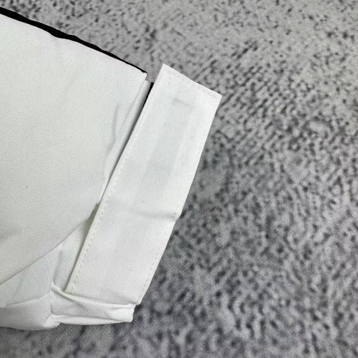25-26 Argentina White Hooded Cotton Coat