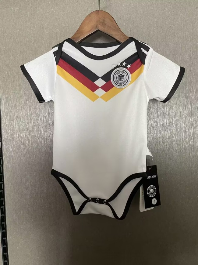 25-26 Germany Home Baby Infant Crawl Suit